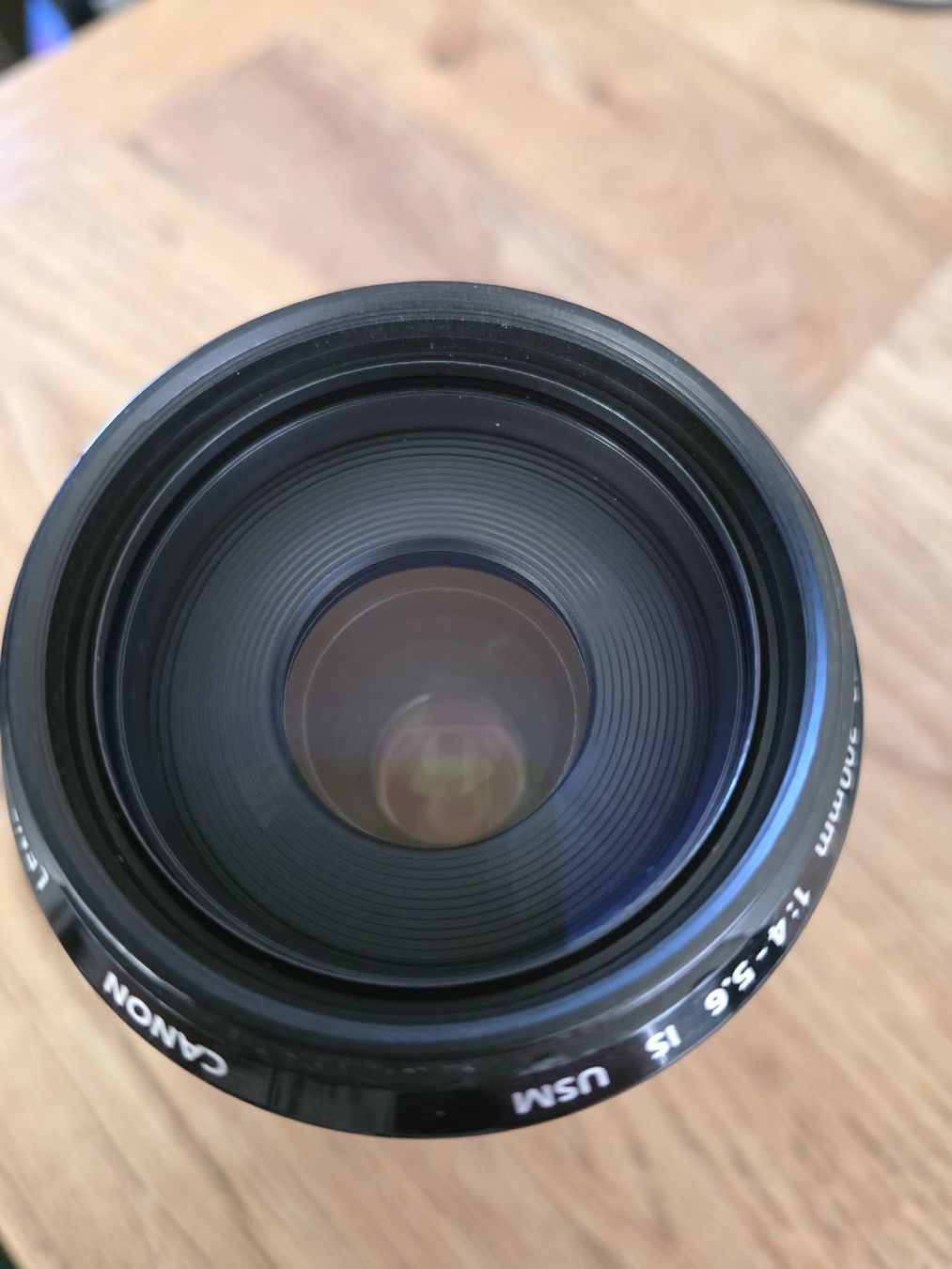 Canon Objektive: Canon Objektiv EF 70-300mm – Gebraucht aus Arlesheim von FiNad 1