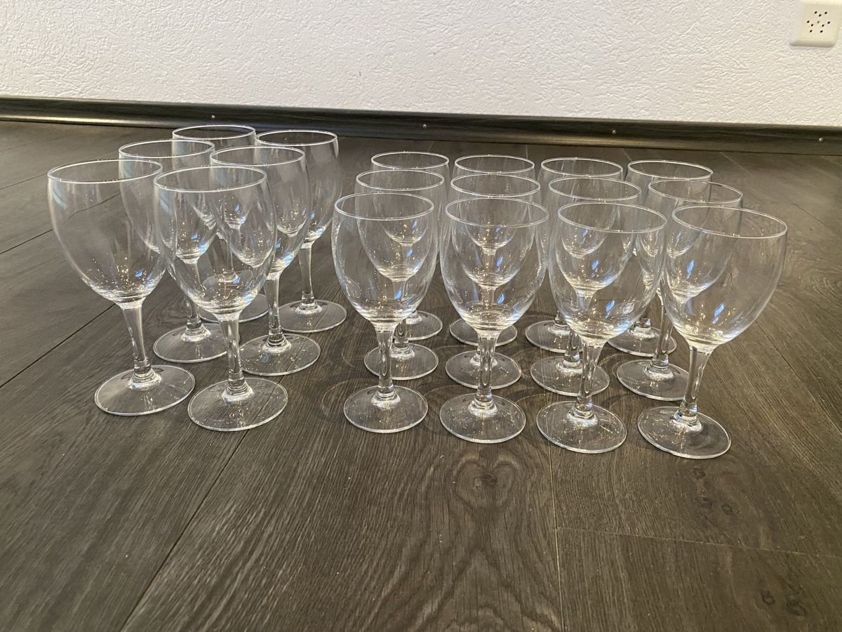 Bicchieri: 6 Rotwein und 12 Weissweingläser – Usato da Hägglingen venduto da Karin0802