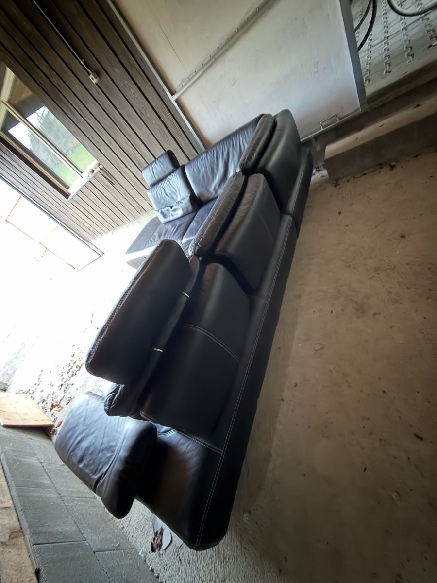 Sofas: Schwarze Ledercouch in Top Zustand! – Neu (gemäss Beschreibung) aus Bärschwil von raf_x5gg 4