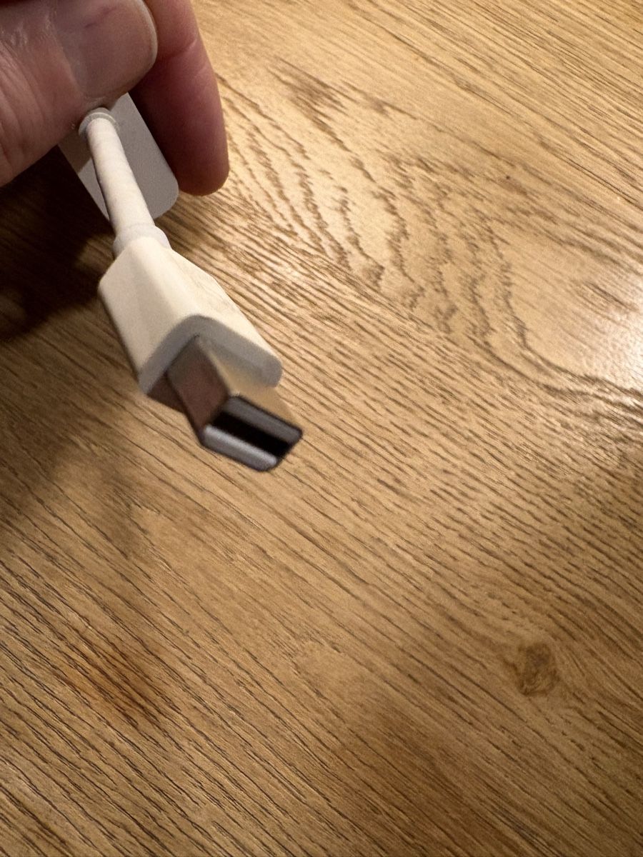 Apple Unità & Adattatore: Apple Mini DisplayPort auf VGA Adapter – Usato da Winterthur venduto da Teflonbrauer 3