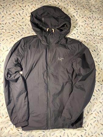 Arc'teryx Norvan gefütterter Hoody für Damen, Grösse S