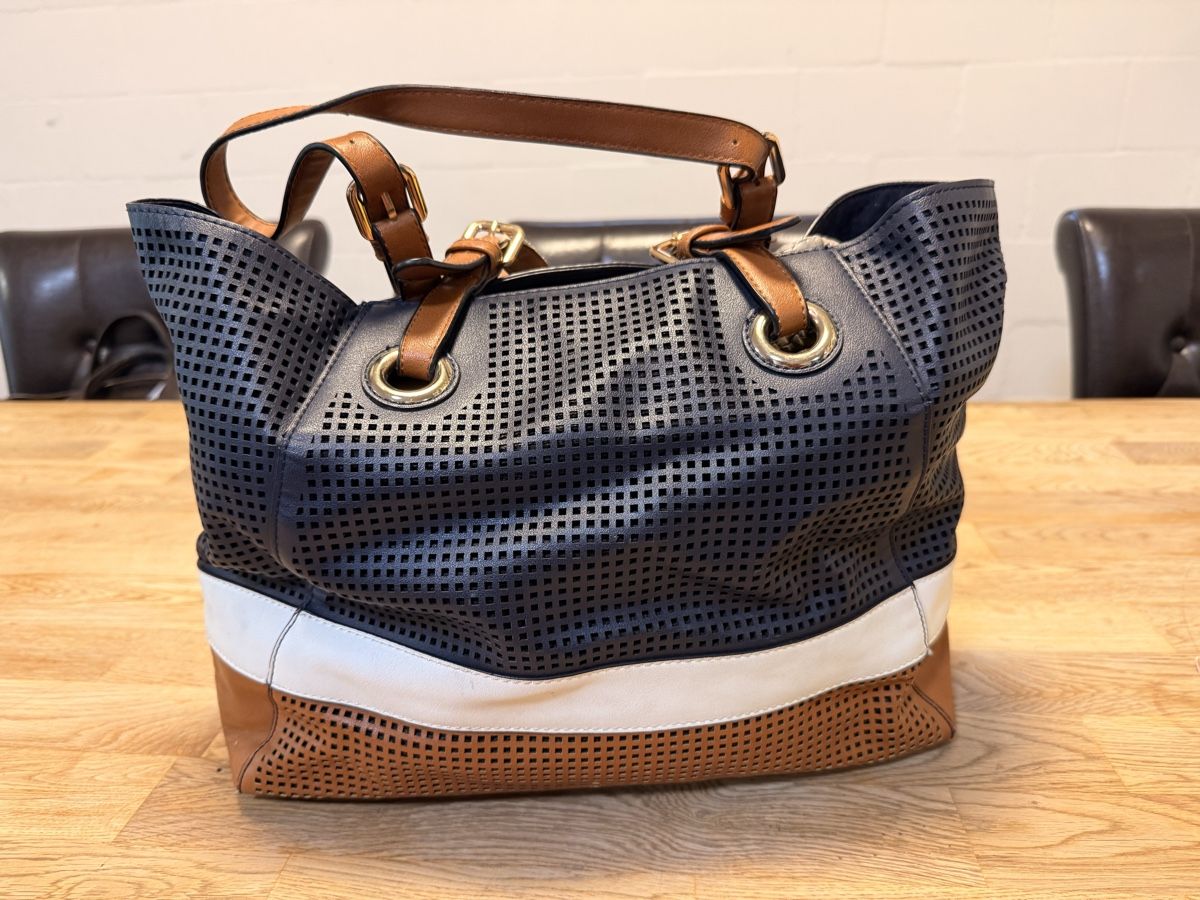 Borse da donna: Handtasche – Usato da Zürich venduto da amicitia_77