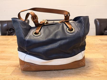 Handtasche