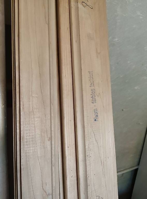 Articoli in legno: Sockelleisten – Nuovo e nell'imballaggio originale da Egnach venduto da and_bnf7 2