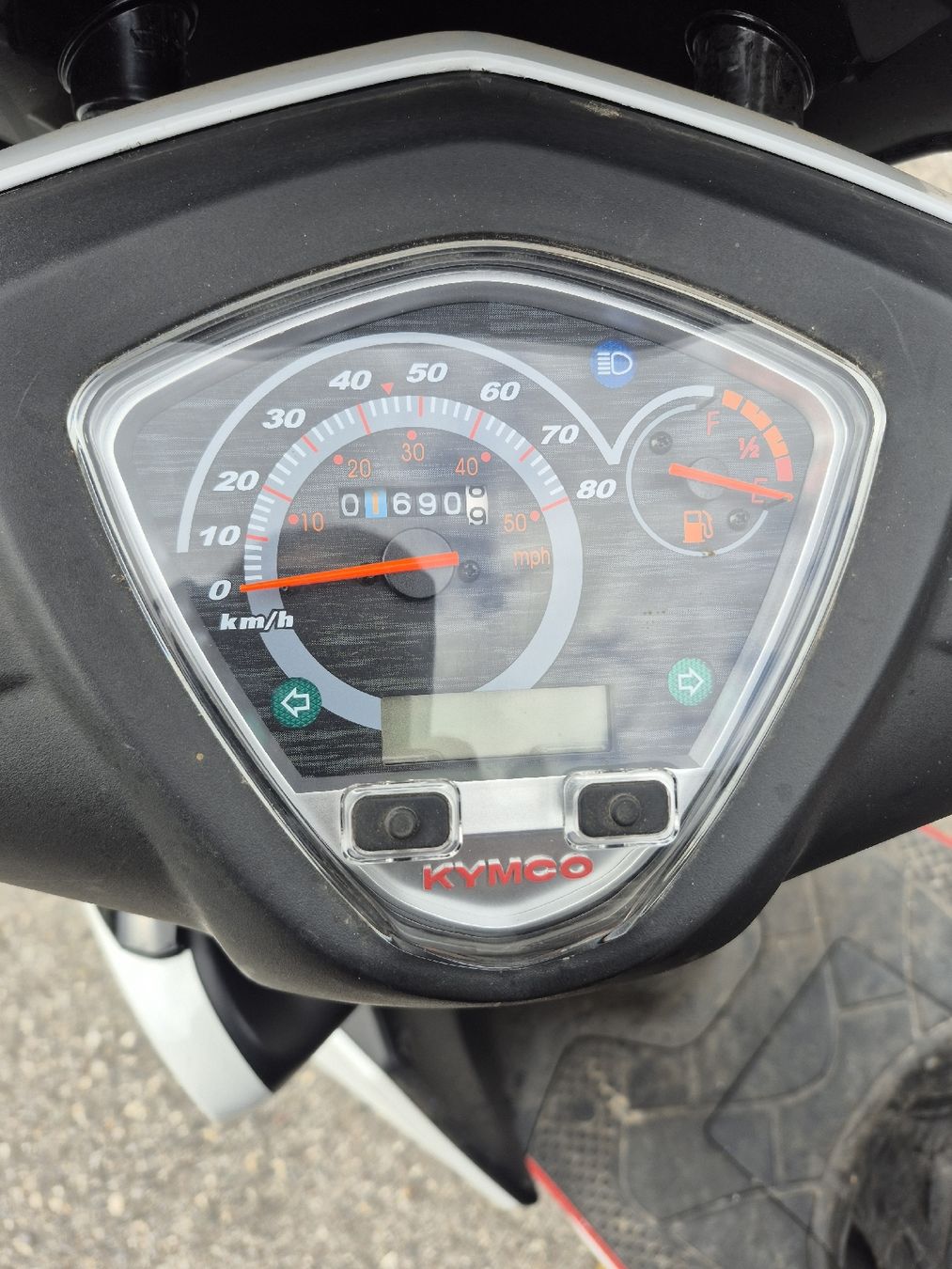 Kymco Scooter: Roller Kymco Super 8 50 il – Usato da Savognin venduto da and_ttt8 4