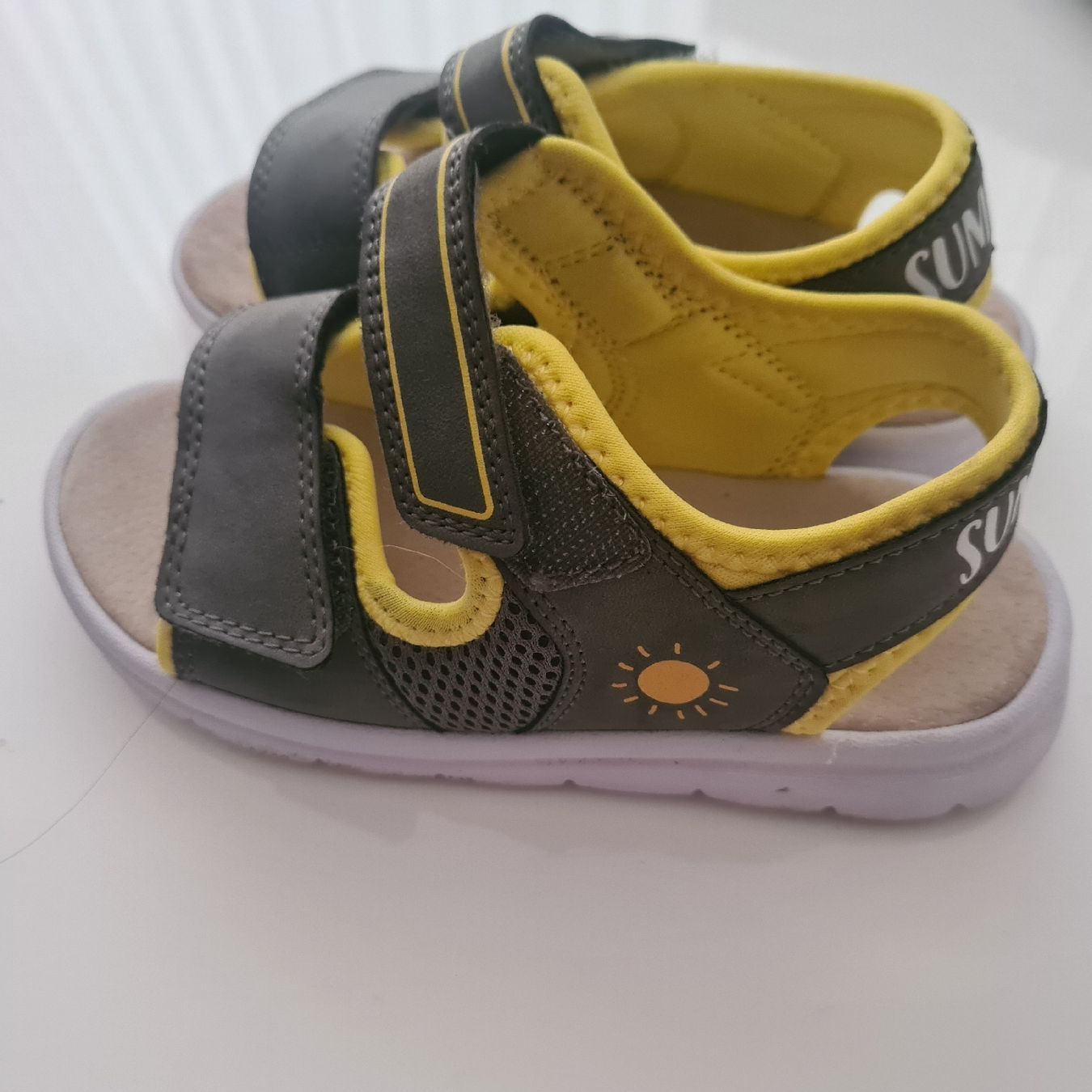 Lupilu Schuhe für Jungen: Kinder Sandale Gr. 28 – Gebraucht aus Steinen von turbogeiss99 2