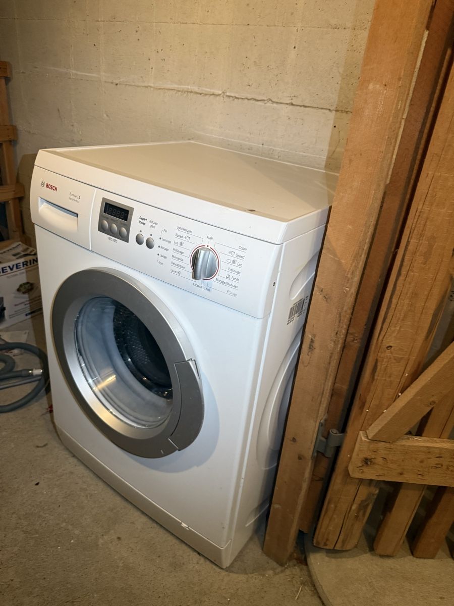 Bosch Lavatrici: Washing machine Bosch Serie 2 VarioPerfect – Usato da Zollikerberg venduto da bar_956f 1