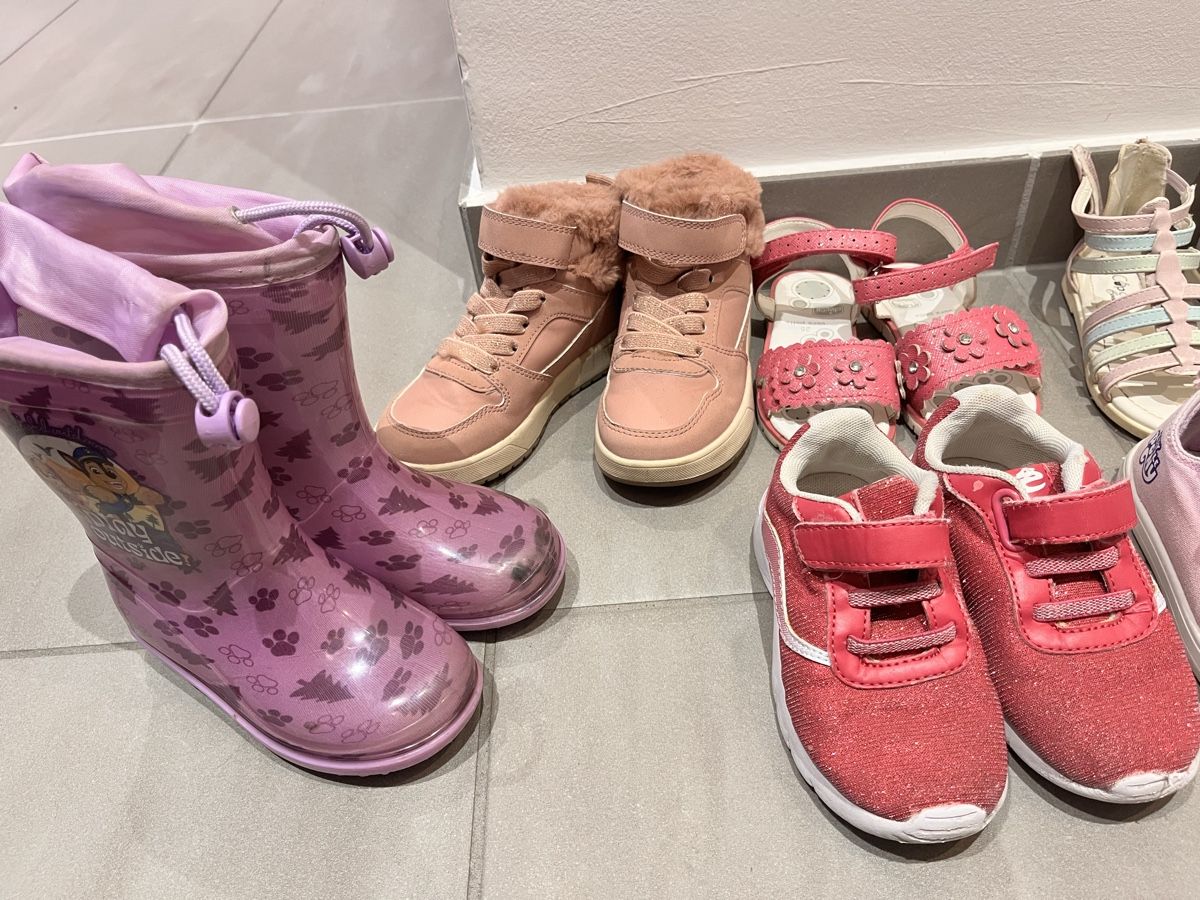 Scarpe per ragazze: Mädchen Schuhpaket 25 – Usato da Agno venduto da me_me_me 1