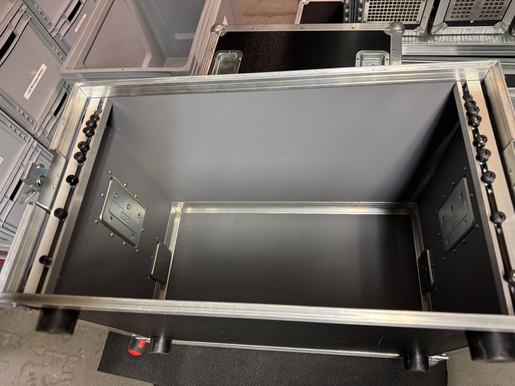 Altri accessori: ProCase Flightcase Rack 5HE – Usato da Oberdorf NW venduto da AndotechnicsGmbH 2