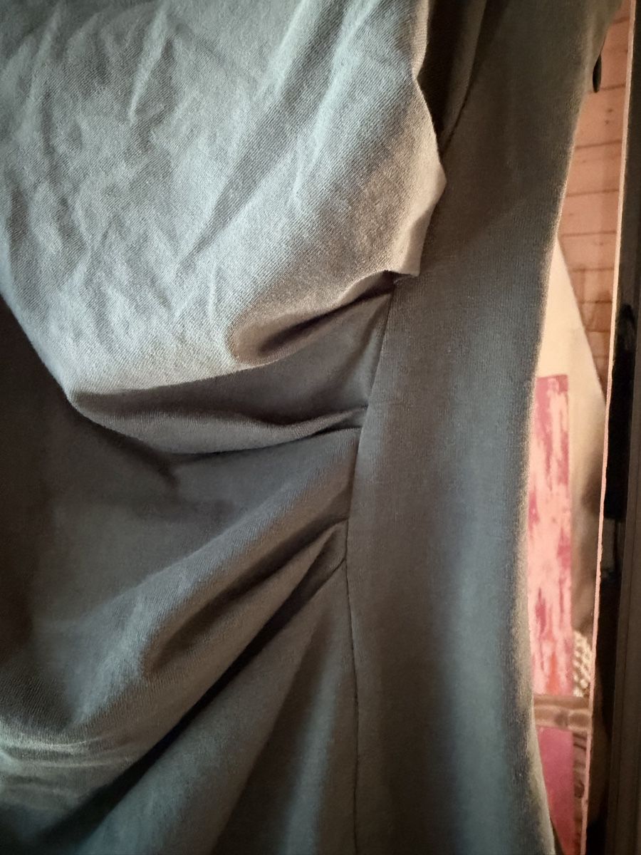 Vestiti: Dress green Ruched new condition – Nuovo (secondo la descrizione) da Zürich venduto da BettinaMarie2308 1