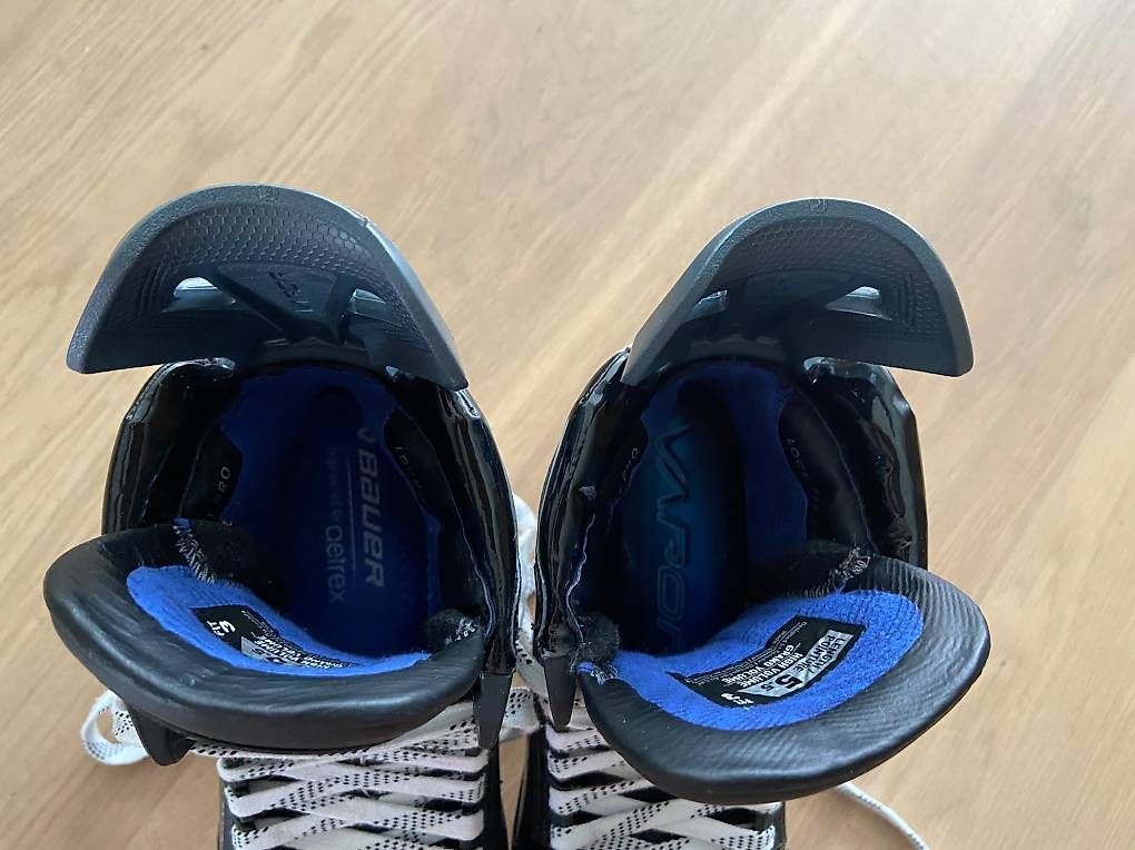 Bauer Schlittschuhe: Eishockey Schlittschuhe Bauer Flylite INT – Gebraucht aus Horgen von nasten 3