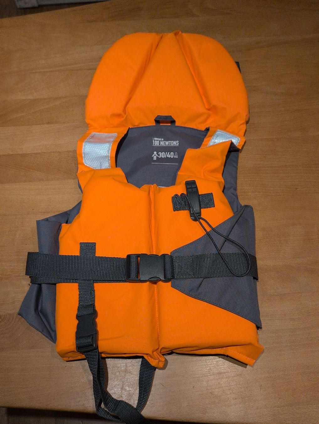 Decathlon Giubbotti di salvataggio: Schwimmweste Kinder, 30-40 kg – Usato da Arbon venduto da Bassman76