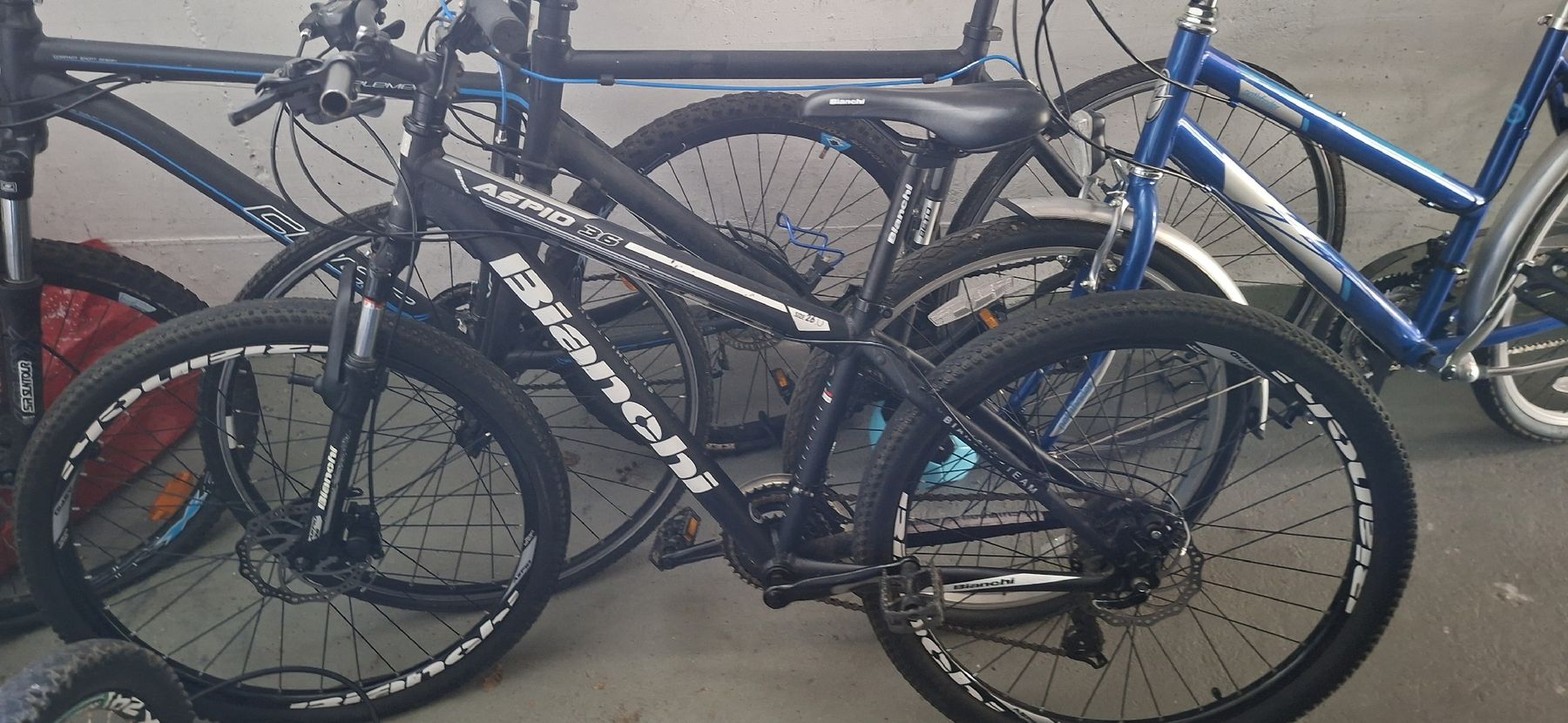 Bianchi Vélos: bianchi velo size 26 – D'occasion à Forch par Nur_Zms
