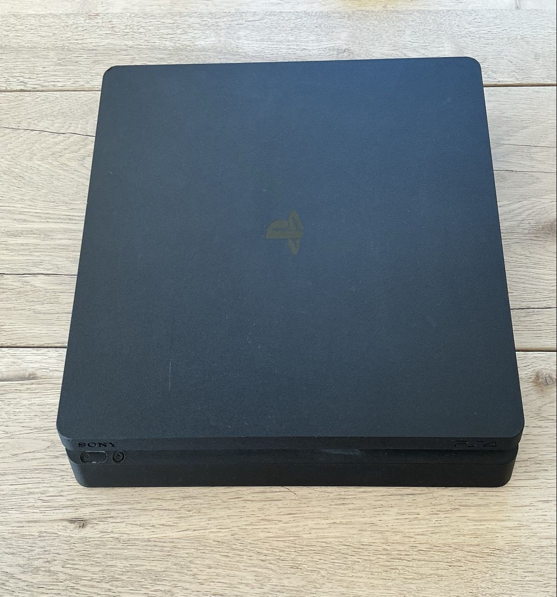 Sony Console: Sony PlayStation 4 – Usato da Müllheim Dorf venduto da vieste77 1