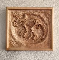 Sculpture CNC en bois de tilleul fossile tricératops