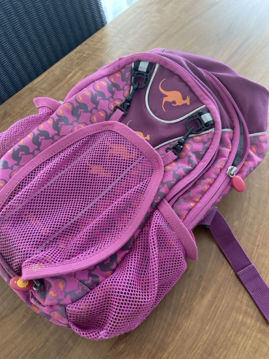 Borse & Zaini: Robuster Schulrucksack, Känguru, lila – Usato da Würenlingen venduto da GSP7521 4