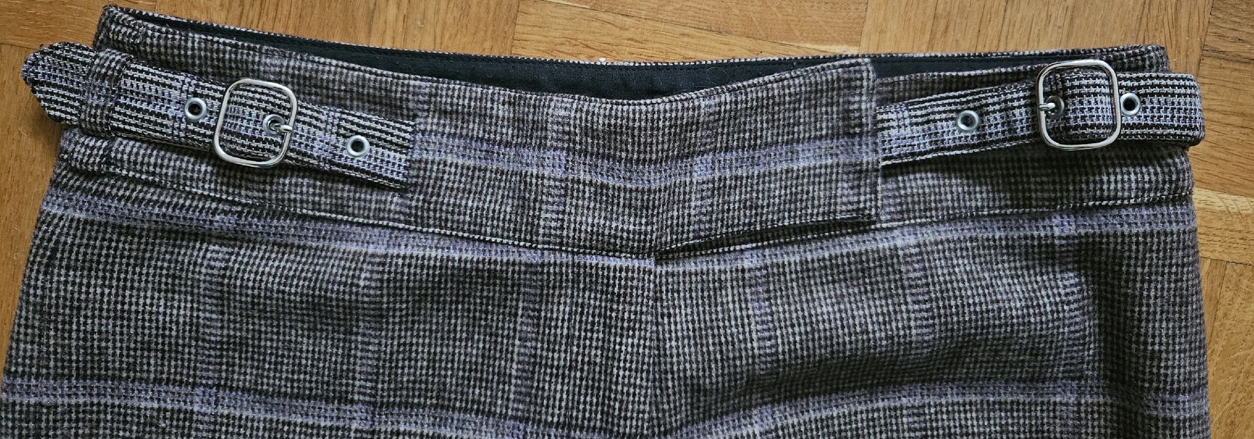 Pantaloni: pantalon JOSEPH taille S – Usato da St-Légier-Chiésaz venduto da myrtille74 3