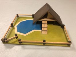 Holzstall / Spielzeug