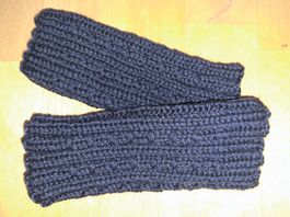 Schöne handgestrickte Armstulpen Pulswärmer Amedysli