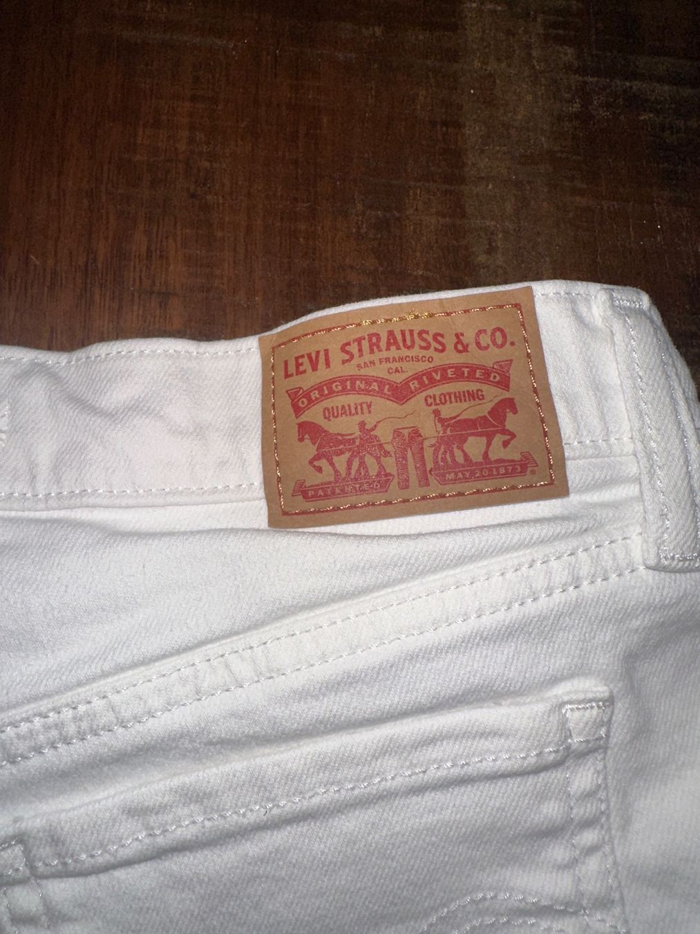 Levi's Jeans: Levi Mid Lenght Short 28 – D'occasion à Heerbrugg par cheedsk 3