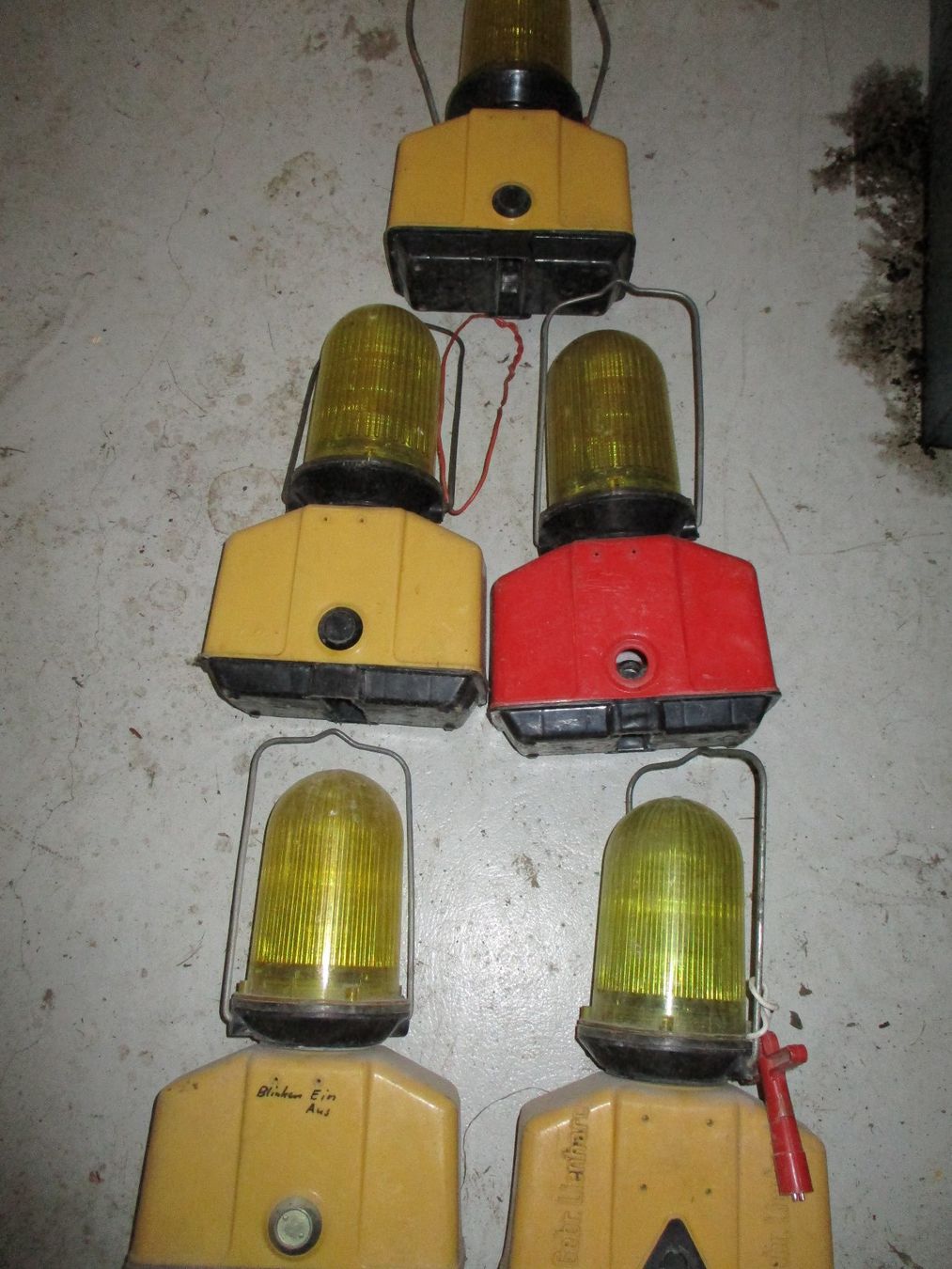 Escavatori: Baustellen Leuchten Signalisations Lampen – Difettoso da Pfäffikon venduto da mgd7
