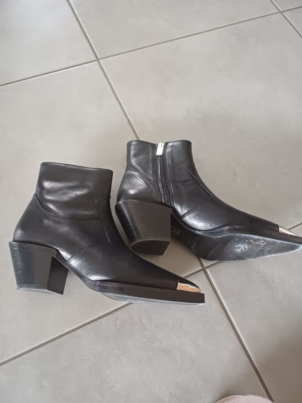 Kooples Scarpe da donna: Bottines the Kooples – Usato da Collonges venduto da cam_72xf