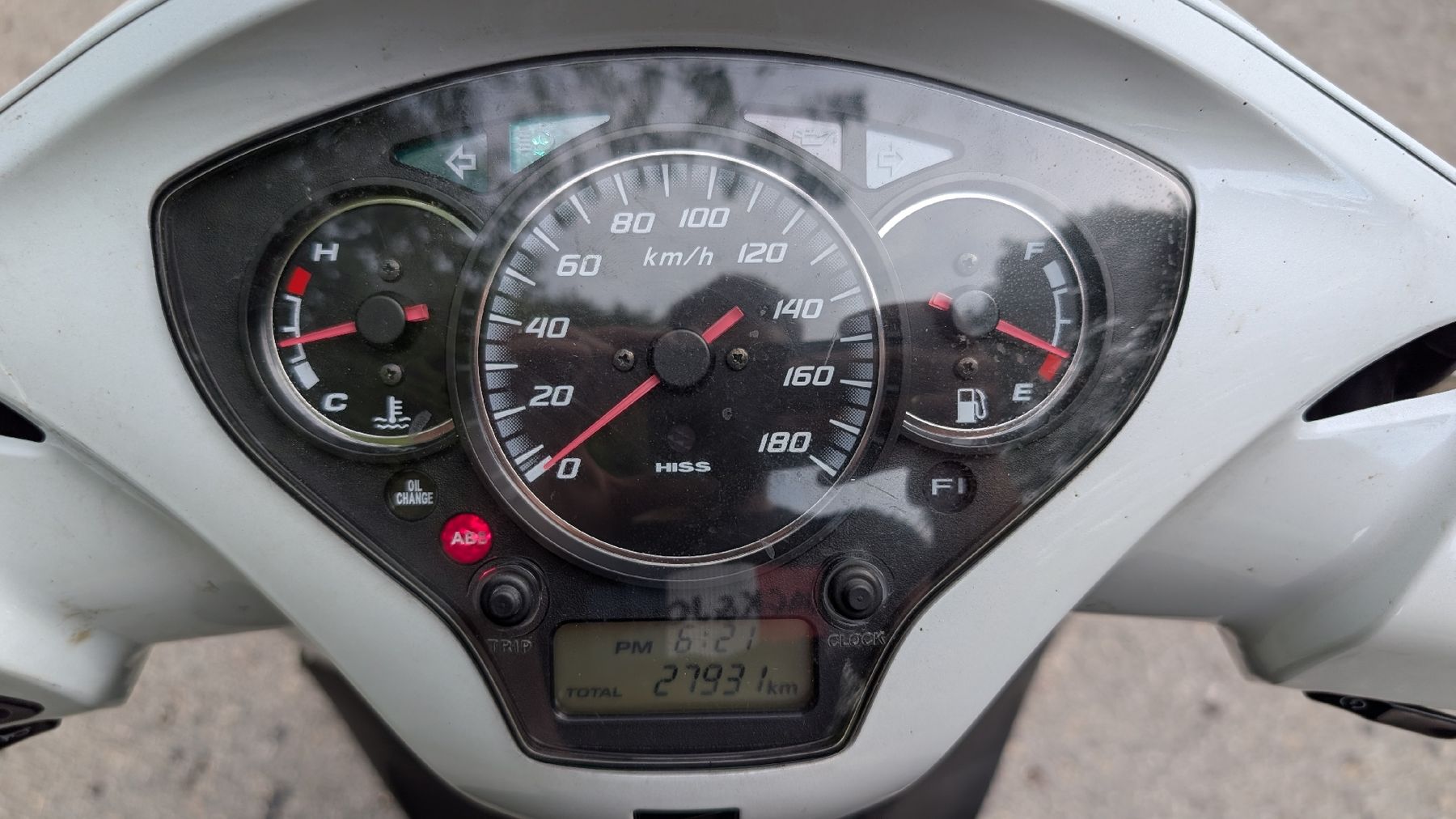 Honda Scooters: Honda SH 300 AR + AKRAPOVIC  – Gebraucht aus Dübendorf von vel_k2g6 6