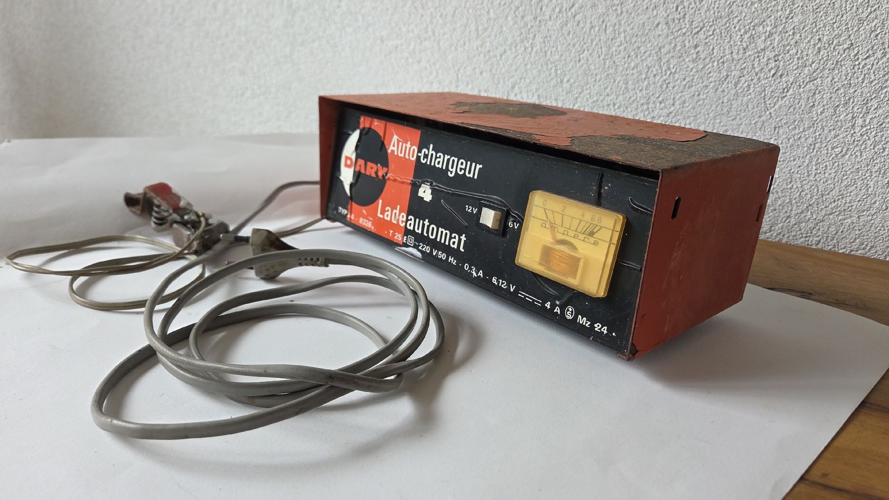 Caricabatterie: Dary Auto-Chargeur 4 Ladeautomat 12V 6 V – Usato da Morgarten venduto da Buemi0 3