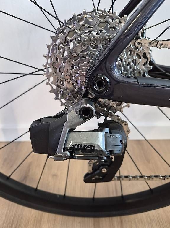 Vélos: Scott Contessa Addict 15 – D'occasion à Rossens FR par Zanet_Bike 2