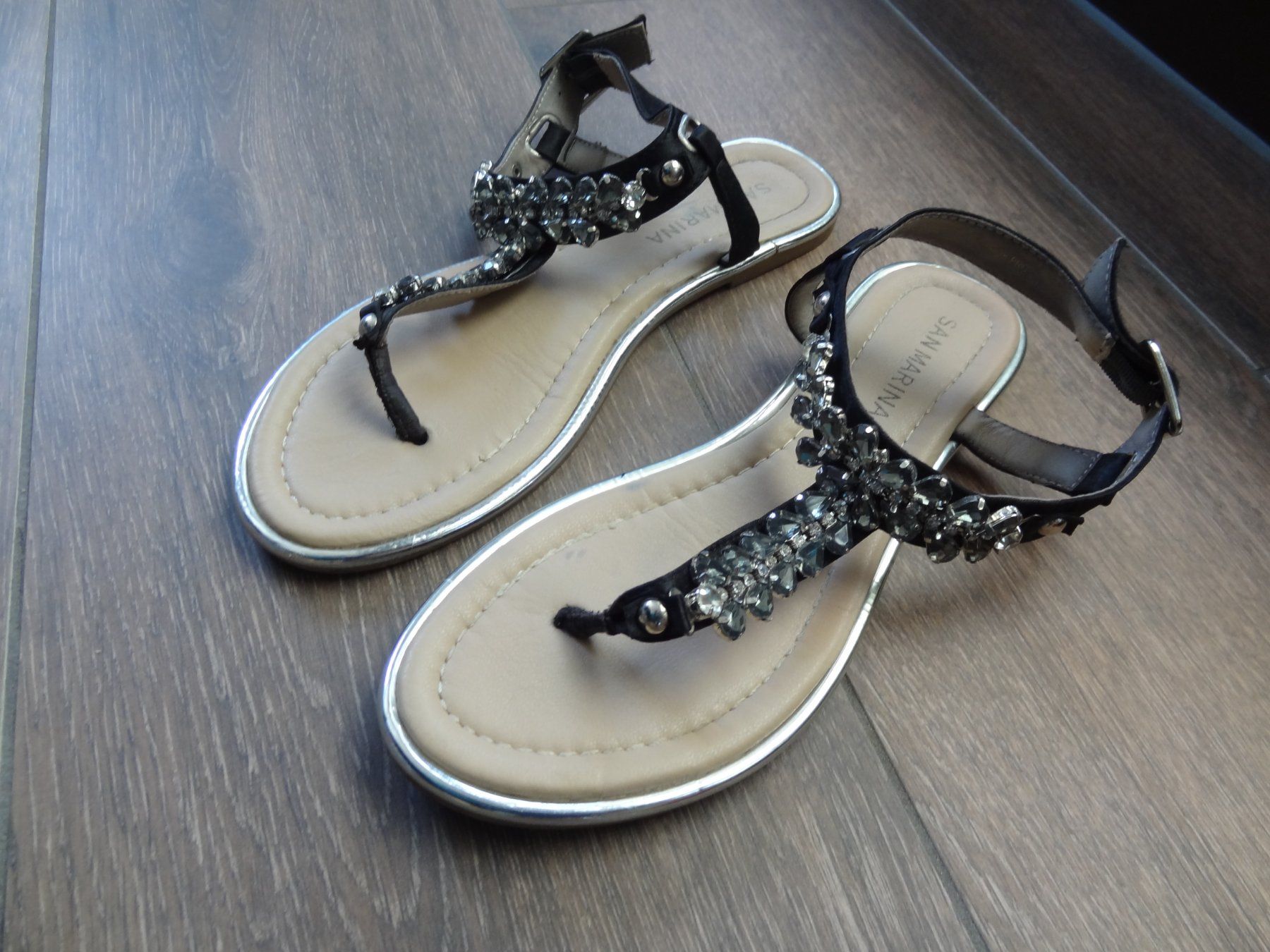 Scarpe da donna: Sandales plates San Marina taille 39 – Usato da Satigny venduto da salvatore73 2