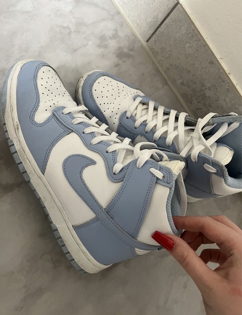Nike Scarpe da donna: Nike Dunk High Gr. 38.5 – Usato da Kirchberg BE venduto da lea_kb6y