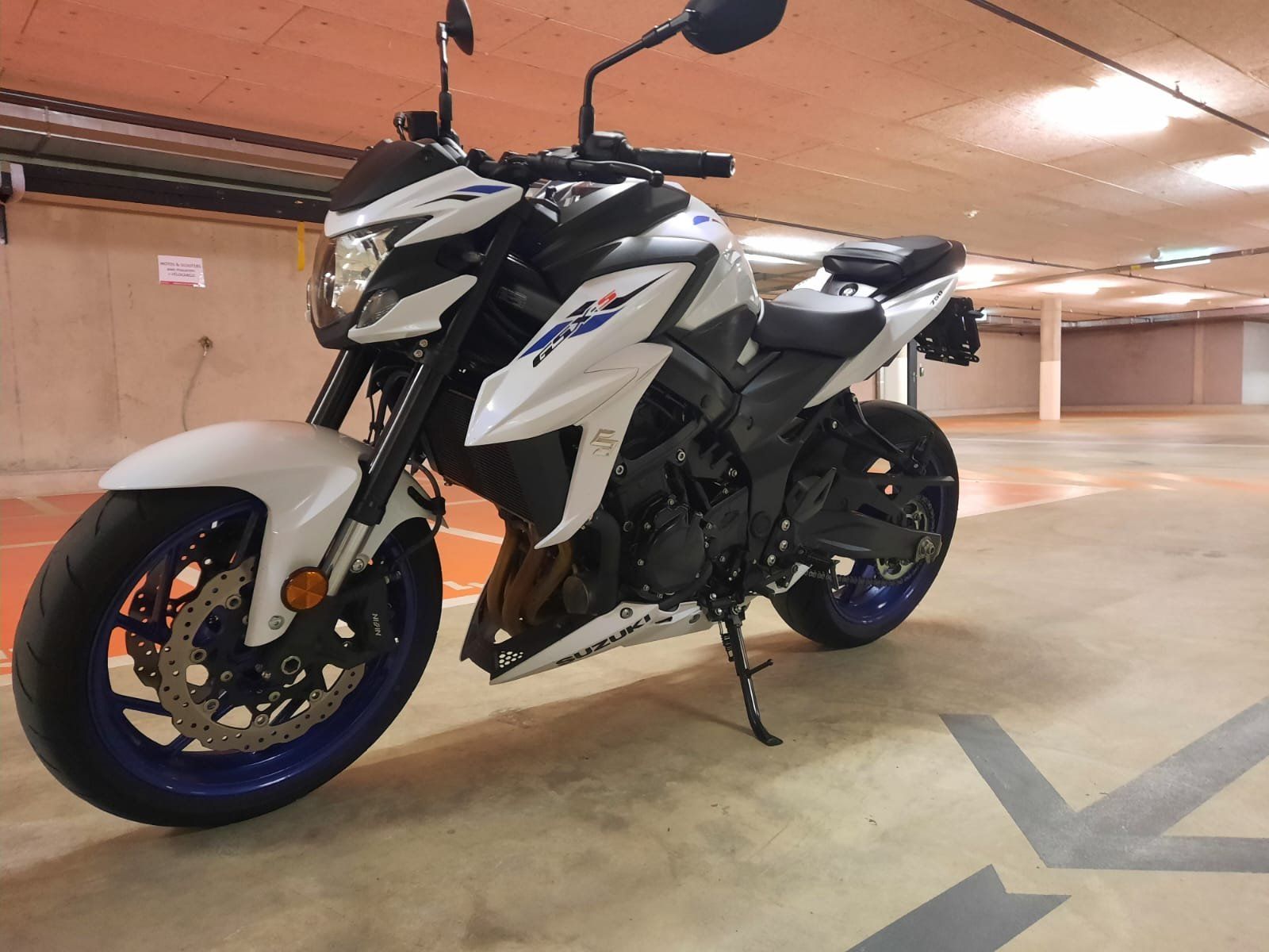 Suzuki Strada: Suzuki GSX-S 750 ABS 2020 – Usato da Genève venduto da tremmetri 5