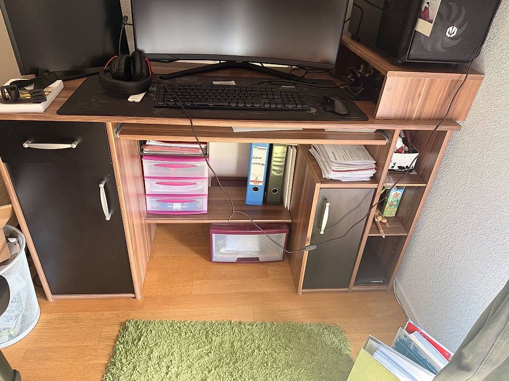 Bureaux: Schreib / Computertisch – D'occasion à Oberhof par Mimu6287