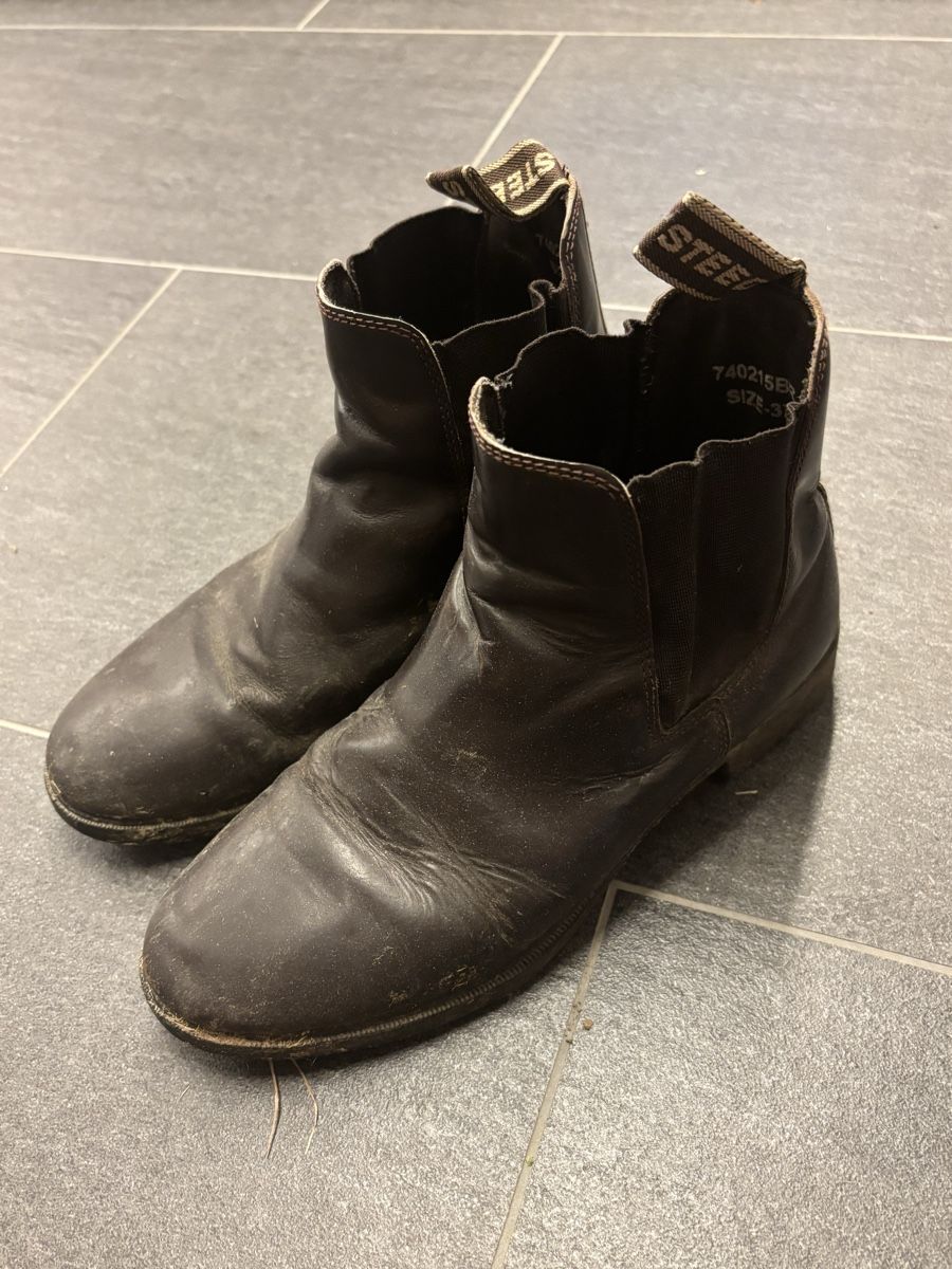 Chaussures garçon: Reit-Stiefeletten – D'occasion à Appenzell par Coco0