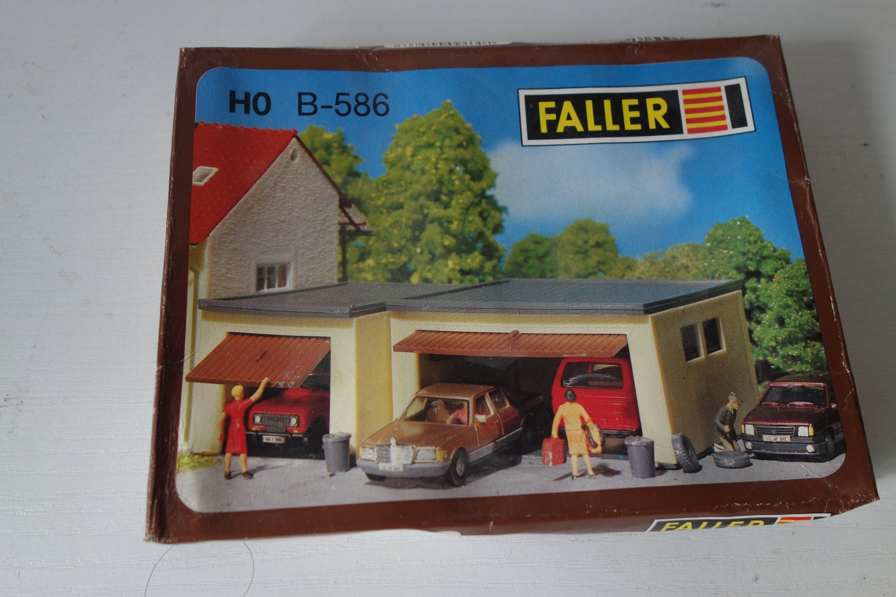 Faller Modelleisenbahnen: H0 Faller B-586 Garagen Bausatz – Neu (gemäss Beschreibung) aus Schachen b Herisau von Locophon