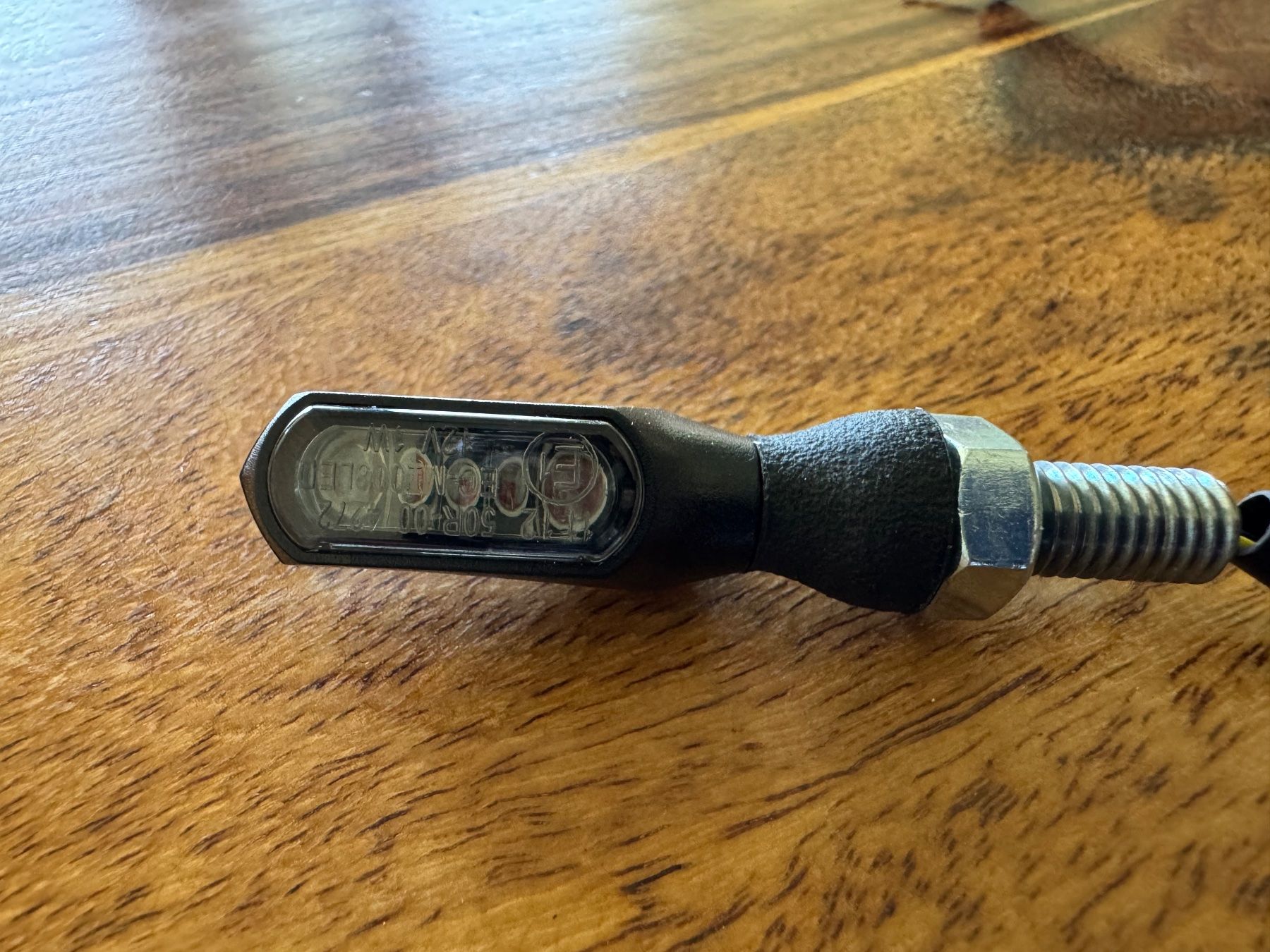 Tutti i ricambio per moto: LED Blinkerpaar, Hashiru ST40 M8, wie neu – Nuovo (secondo la descrizione) da Reitnau venduto da Chiroptera74 2