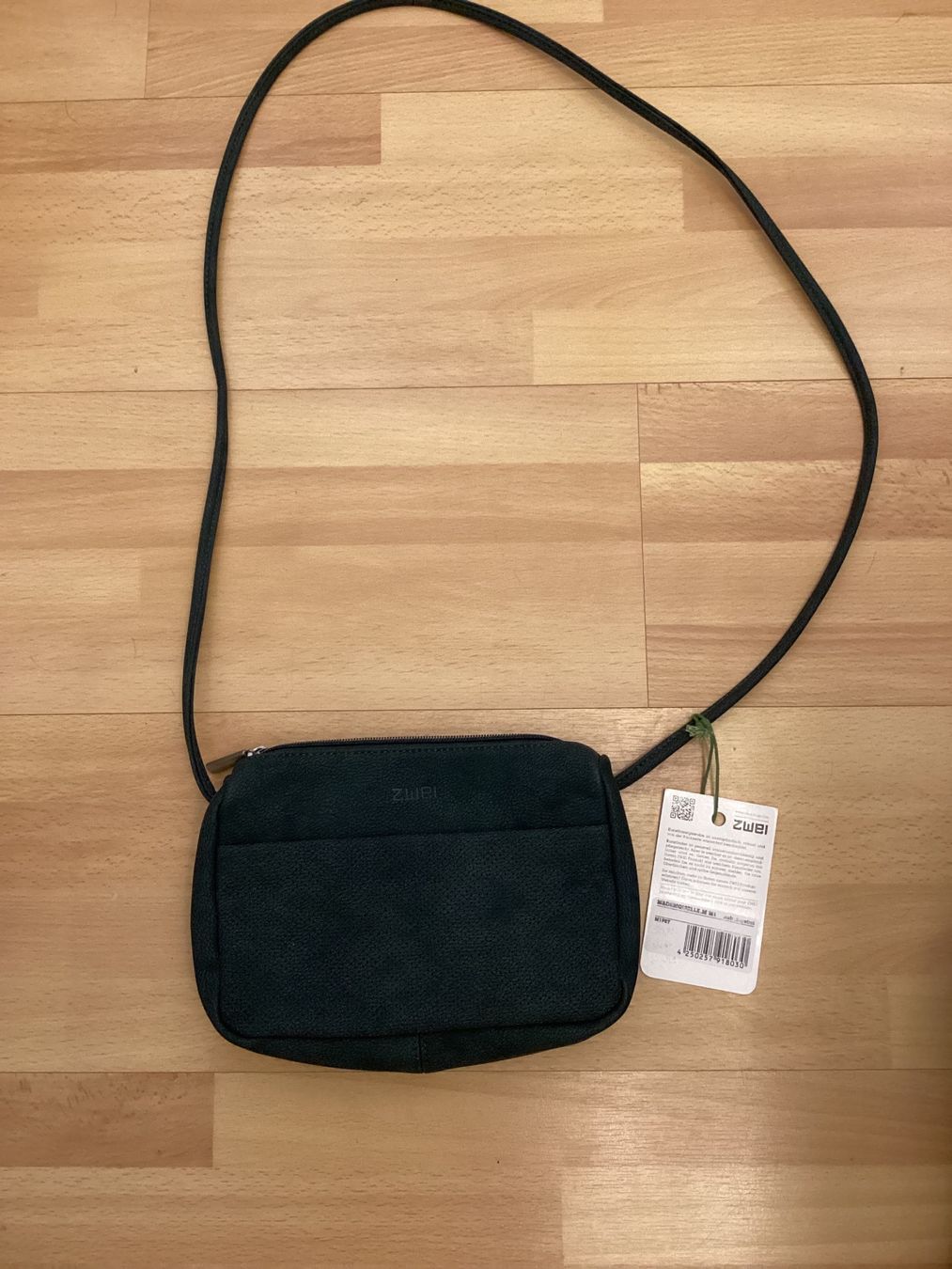 Zwei Taschen für Damen: ZWEI TASCHE – Neu und originalverpackt aus Unterkulm von Lunchen11 2