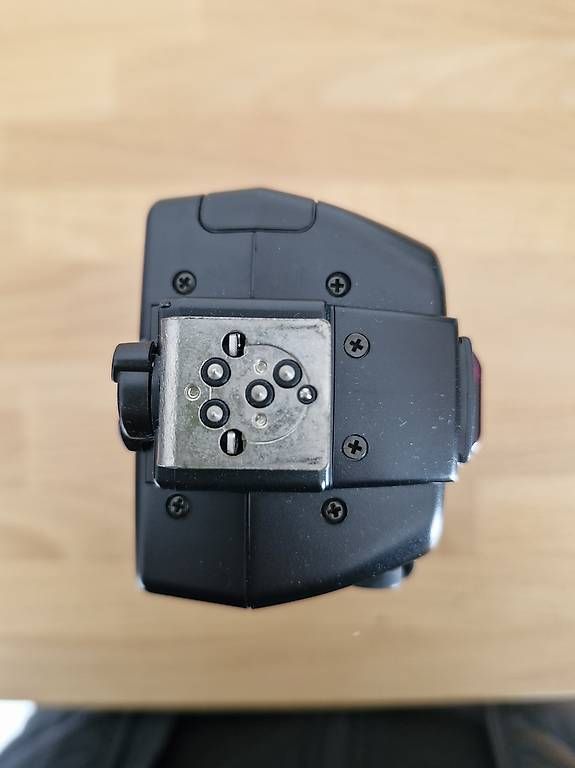 Flash: NIKON Blitzgerät – Usato da Baden venduto da lor_hk8w