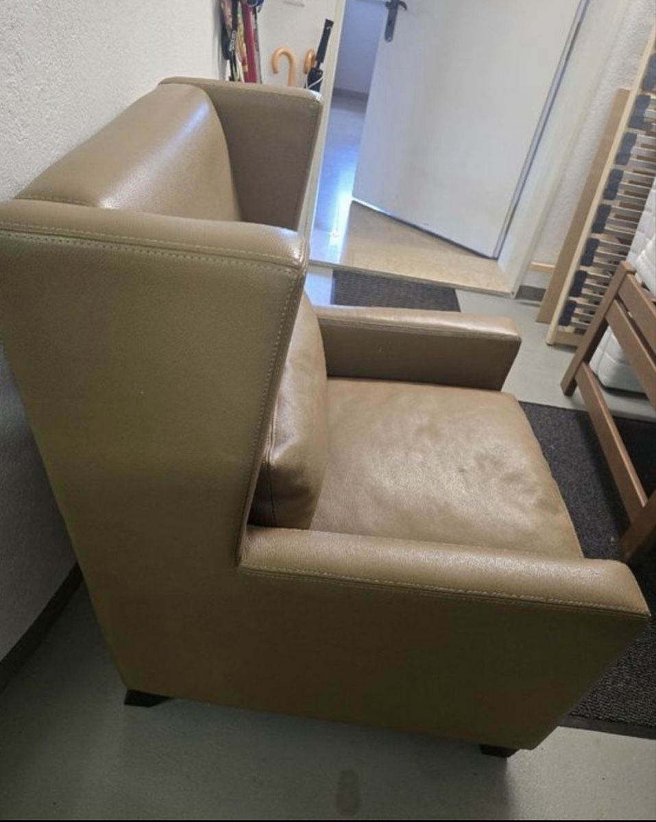 Poltrone: Ledersessel braun – Usato da Dübendorf venduto da joana_x 1