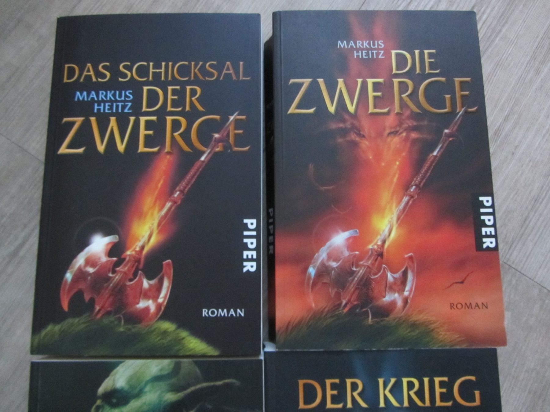Libri: 4 Bücher Die Zwerge von Markus Heitz – Usato da Malters venduto da moc_z8d9