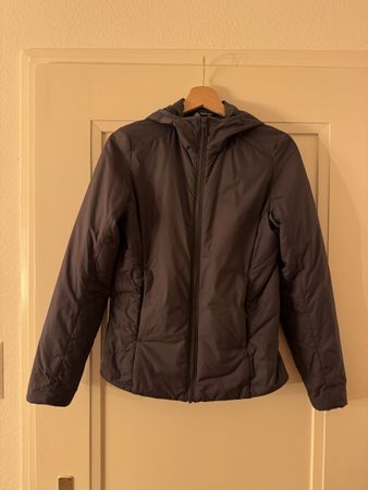 Salomon Jacke mit Kapuze