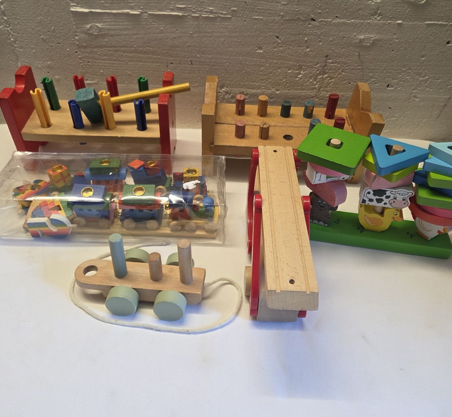 Spielzeuge: Holzspielzeug Set Kinderbunt gemischt.. – Gebraucht aus Stans von Ducati16 1