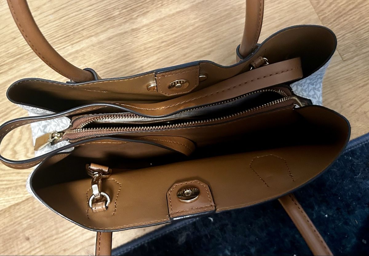 Michael Kors Borse: Original Michael Kors Handtasche – Nuovo (secondo la descrizione) da Boswil venduto da sawh18 2
