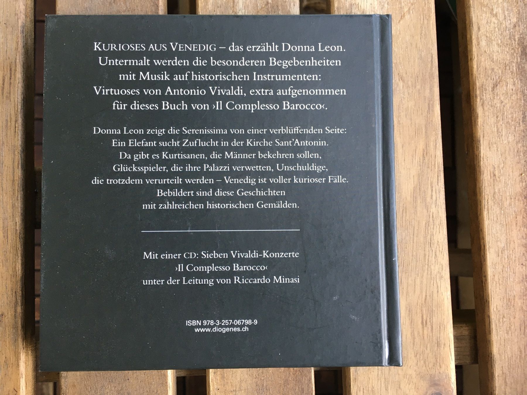 Libri: Buch / CD von Donna Leon – Nuovo (secondo la descrizione) da Bauma venduto da Budgerigar 2