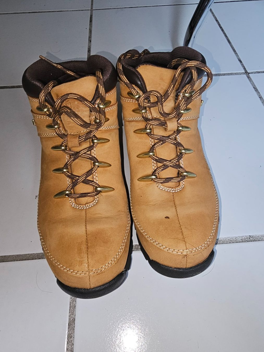 Timberland Scarpe da uomo: Shoes Timberland, size 41 – Nuovo (secondo la descrizione) da Sion venduto da val_579n
