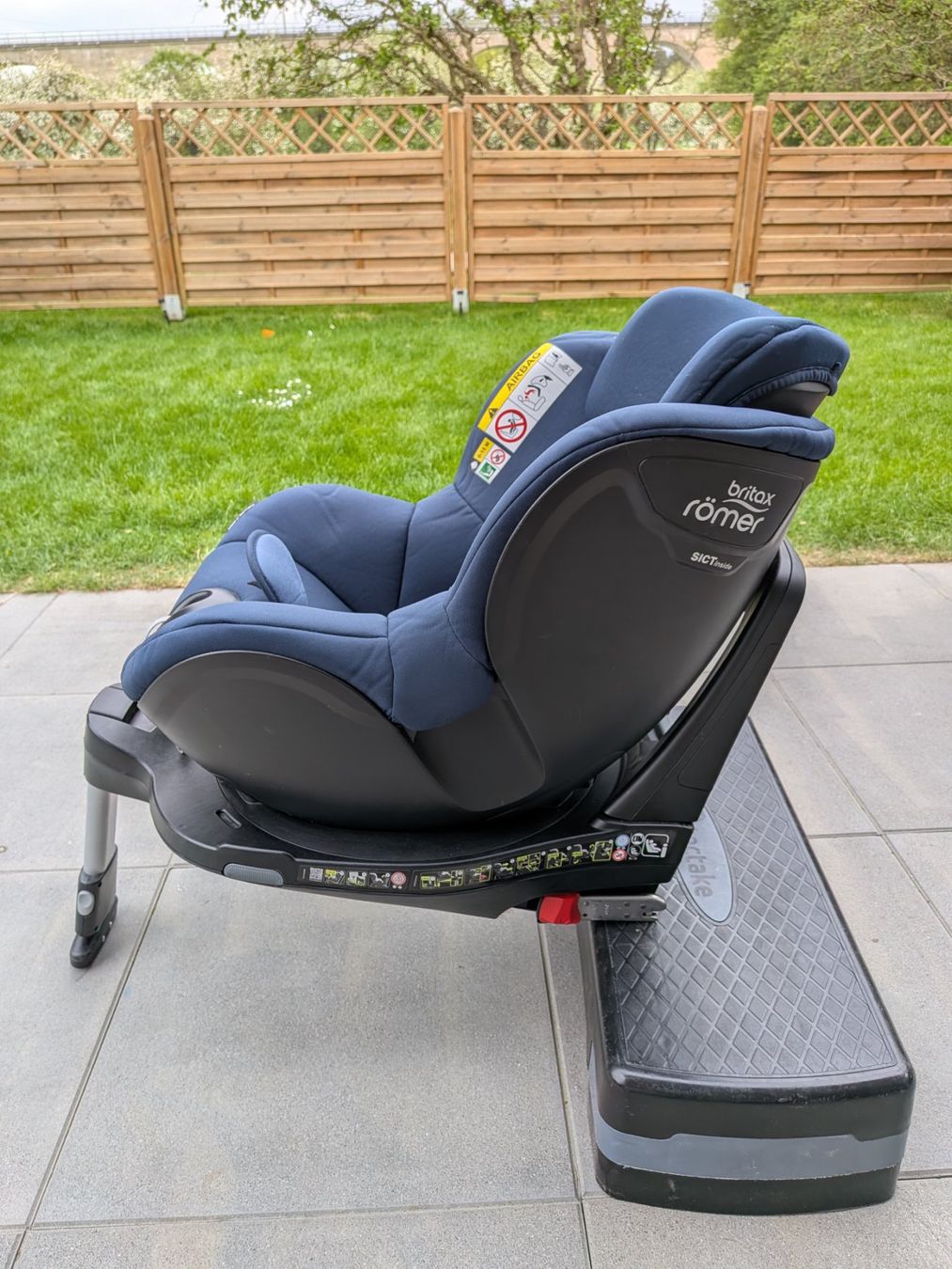 Britax Römer Auto-Kindersitze: Britax römer Dualfix – Gebraucht aus Bussnang von adek89141 1