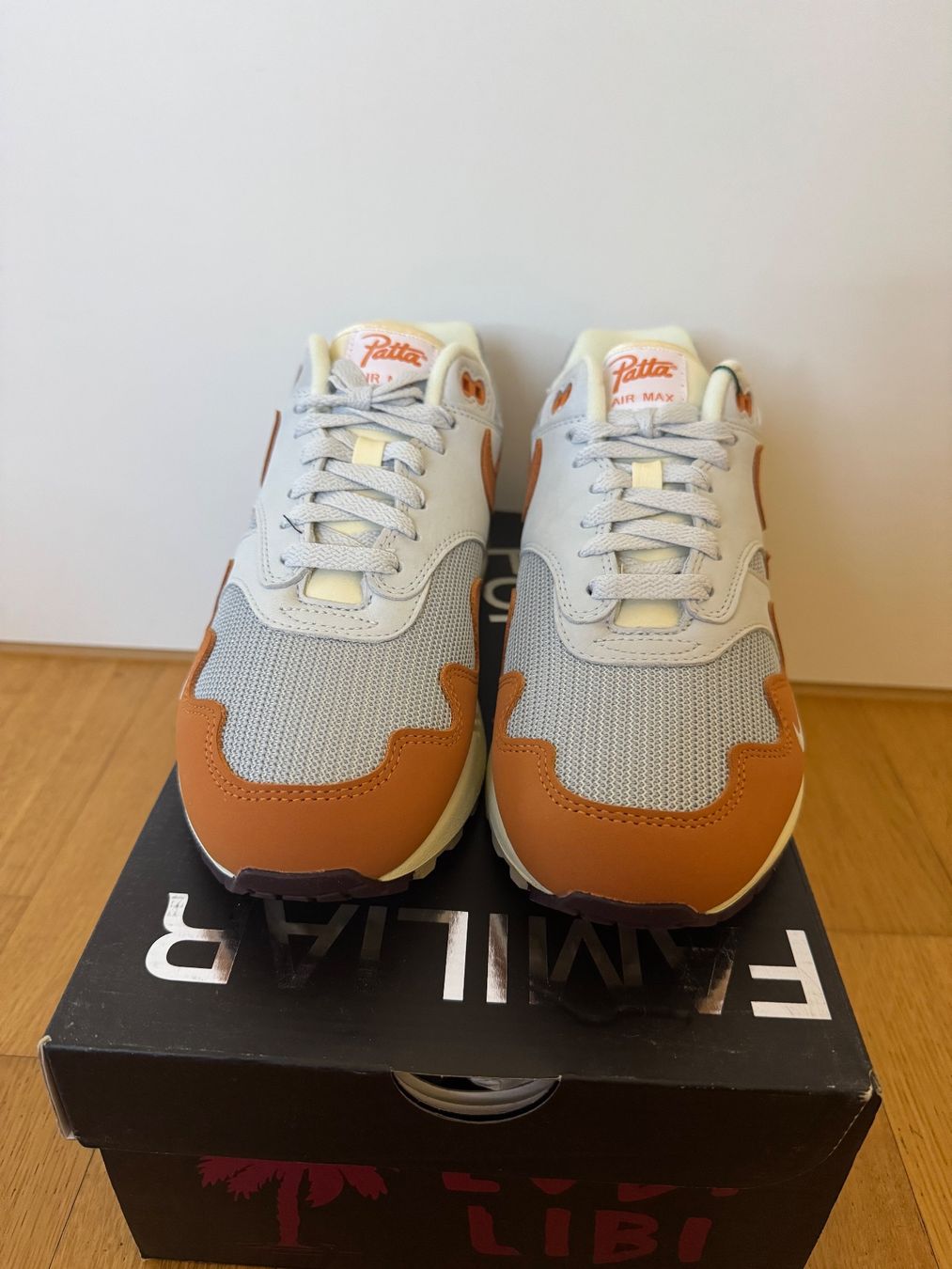 Nike Scarpe da uomo: Nike Air Max 1 Patta Waves Monarch Gr:41 – Nuovo (secondo la descrizione) da Sissach venduto da Kicks13 1