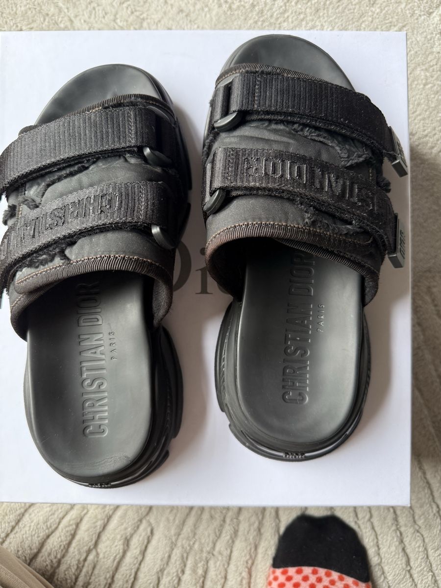 Dior Scarpe da donna: Christian Dior slides size 38 – Usato da Genève venduto da kam_m6mq 4