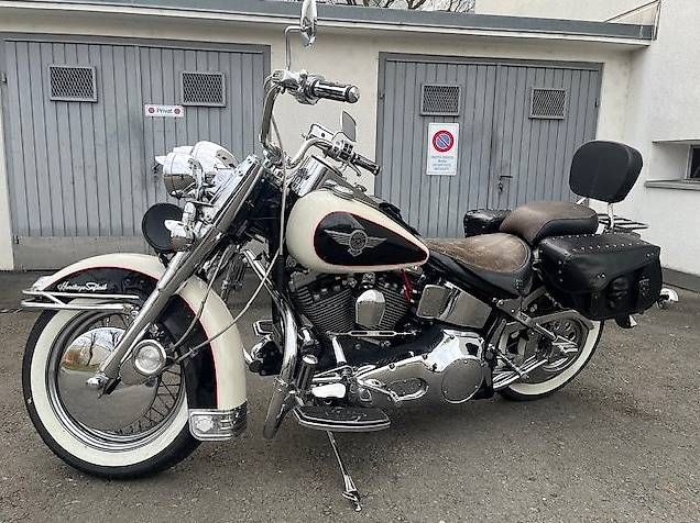 Autos: einzigartiges Liebhaberobjekt – Gebraucht aus Rapperswil SG von Mbaron