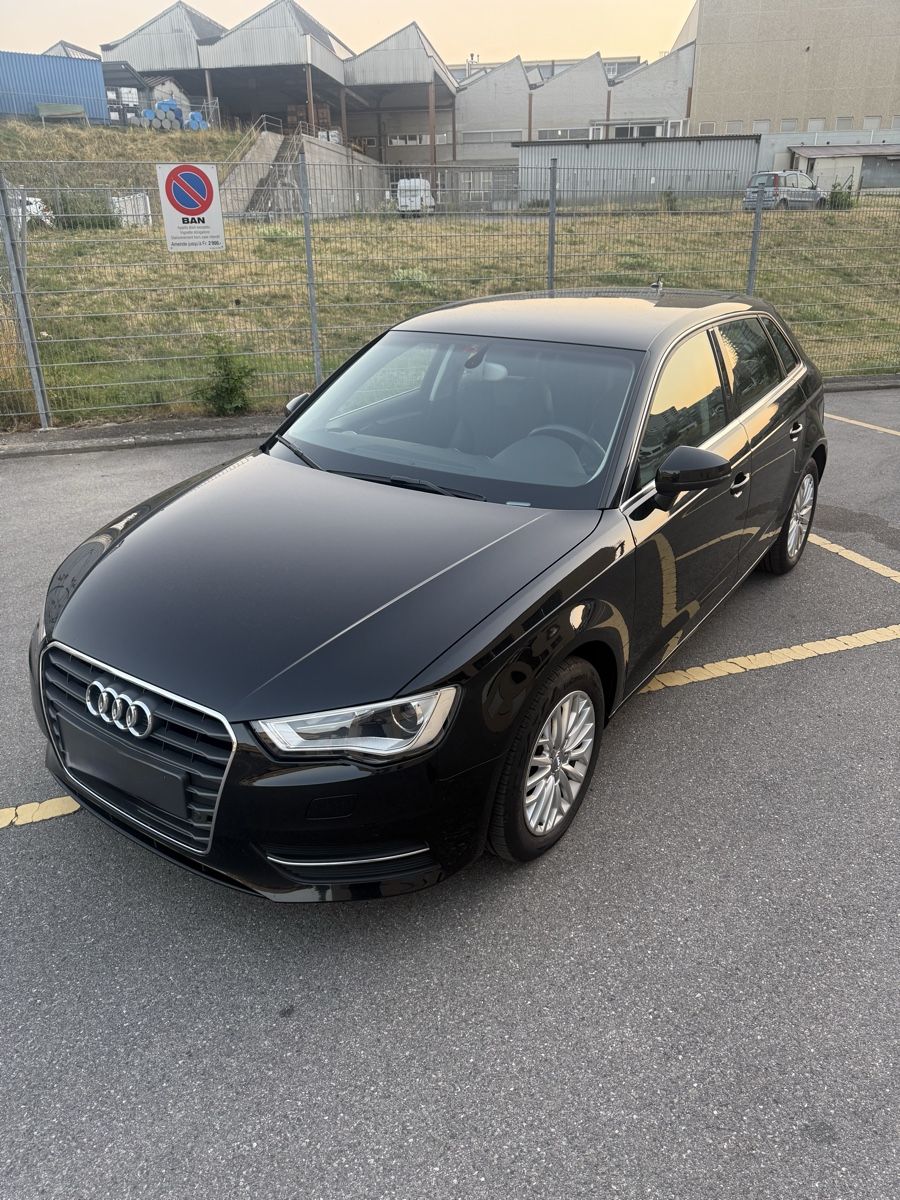 Audi Autos: Audi A3 Sportback S-tronic 150PS – D'occasion à Fribourg par inf_n9kg 1